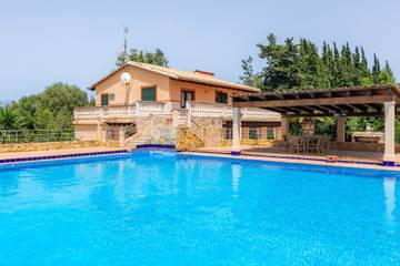 Finca in Llubí, Mallorca Inselmitte für 8 
