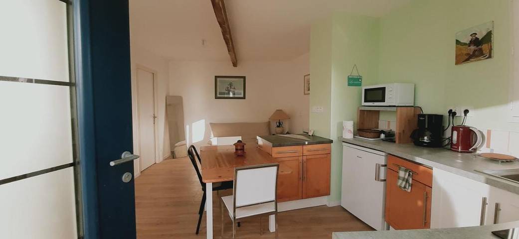 Gîte pour 2 personnes, avec terrasse à Saint-Laurent-de-la-Prée - 4