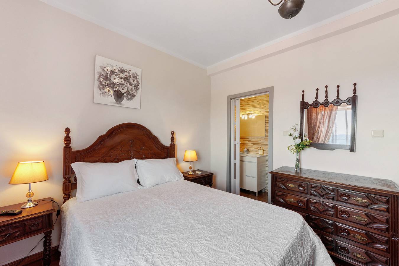Zimmer 'Quarto 2 - Jesus' mit Bergblick, Wi-Fi und Klimaanlage in Provesende, Gouvães do Douro e São Cristóvão do Douro, Valo do Tua
