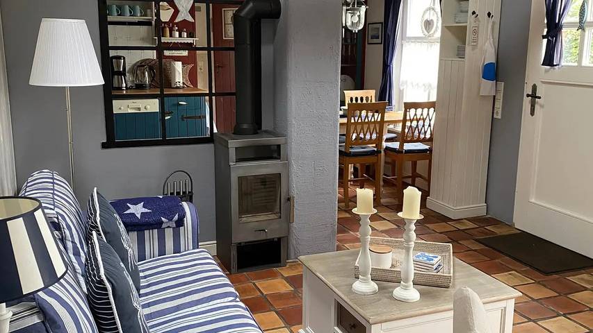 Ferienhaus für 4 Personen, mit Garten und Sauna in Rysum - 3