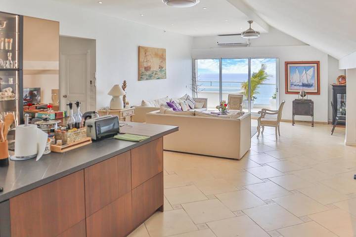 Vakantiewoning voor 4 personen, with zwembad and terras as well as uitzicht, met huisdier op Sint Maarten