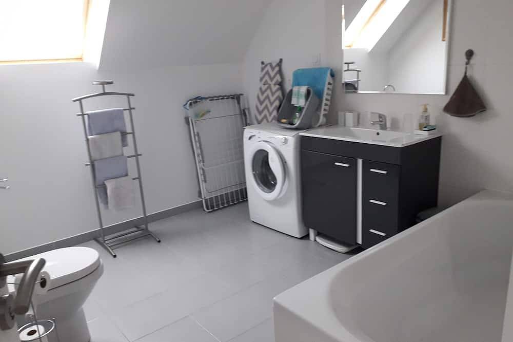 St Pol de Léon, Bretagne,  chambres à louer 60€/chambre+ petit dej facultatif in Saint-Pol-de-Léon, Ceinture Dorée