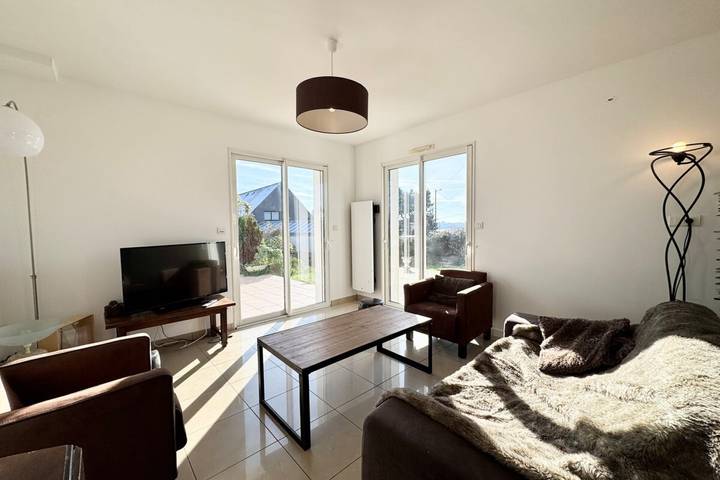 Location de vacances pour 8 personnes, avec terrasse et jardin, adapté aux familles à Plouhinec (Morbihan) - 4