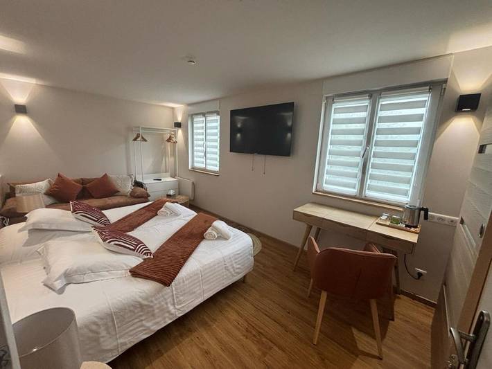 Hôtel pour 6 personnes, avec terrasse à Haybes - 3