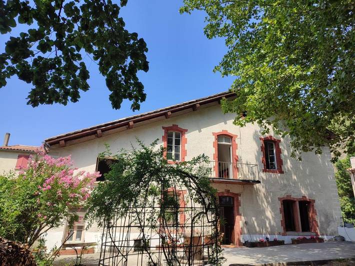 Chambre d’hôte pour 2 personnes, avec terrasse et jardin