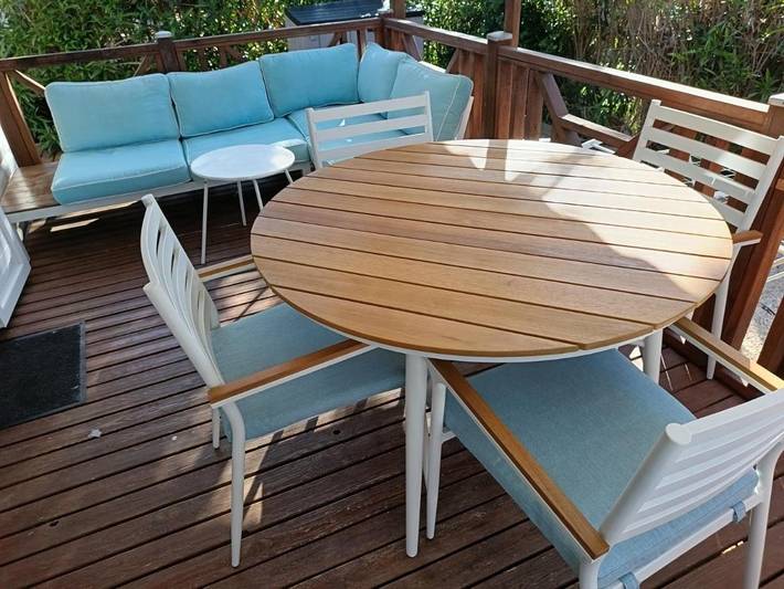 Camping pour 6 personnes, avec jardin et piscine, animaux acceptés