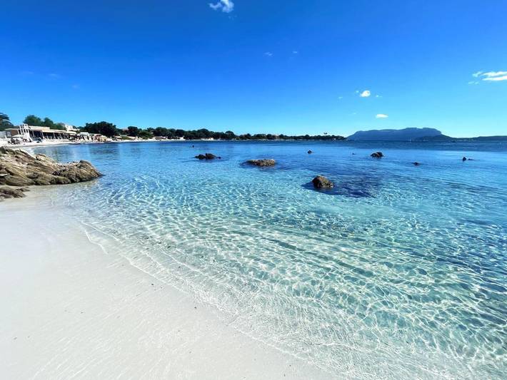 Maison d’hôte pour 2 personnes, avec Terrasse ainsi que Jardin et Vue dans Olbia