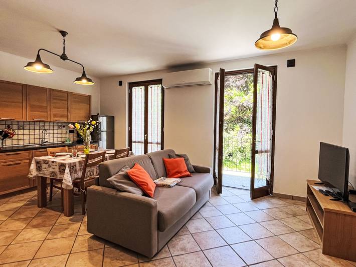 Gîte pour 4 personnes, avec Balcon et Terrasse ainsi que Jardin et Vue à Savona