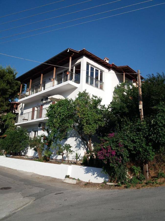 Ferienhaus für 2 Personen, mit Balkon und Terrasse sowie Garten und Ausblick