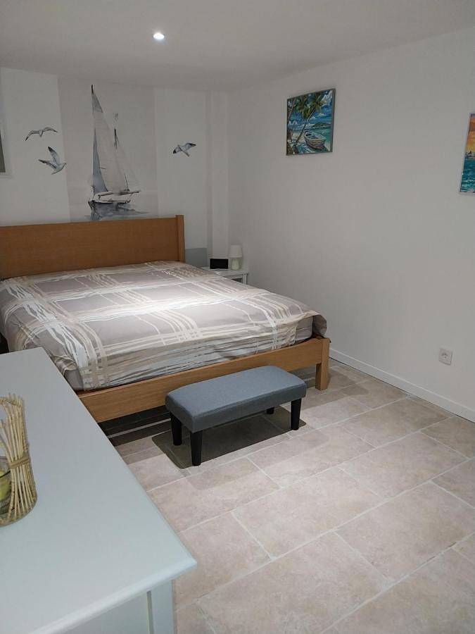 Location de vacances pour 2 personnes, avec Terrasse à Tourbes - 3