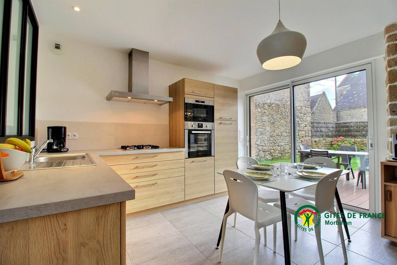 Ti an héol in Plouharnel, Côte des Mégalithes