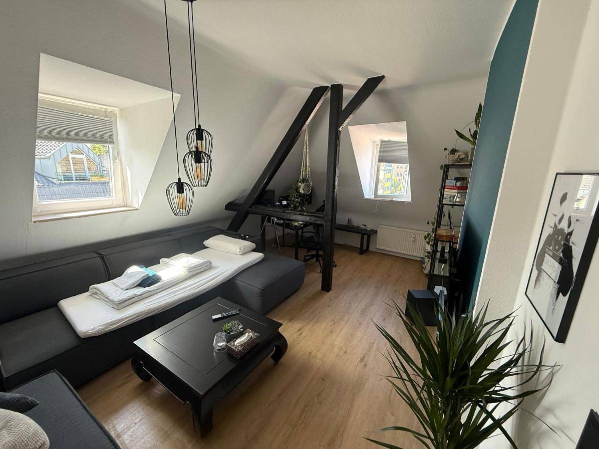 Ganze Wohnung, Charmante Wohnung direkt am Media Park Köln in Köln, Rheinland