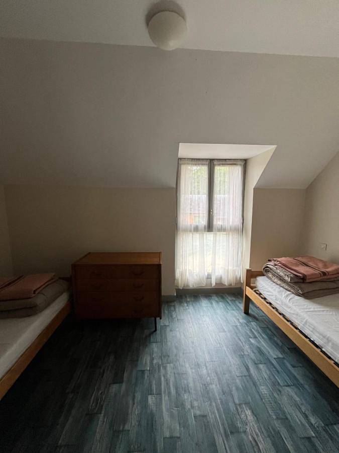 Chalet pour 17 personnes, avec jardin ainsi que vue et piscine dans Mayenne - 3