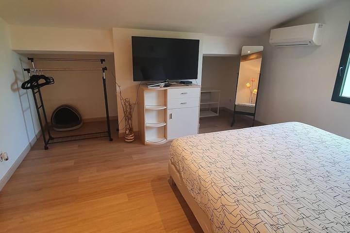Location de vacances pour 8 personnes, avec jardin et terrasse à La Roquette-sur-Siagne - 3