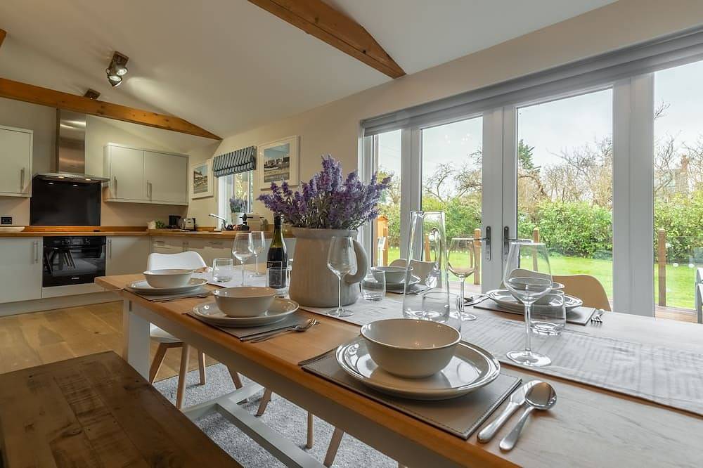 Entire apartment, Willow Lodge, Holme-next-the-Sea, Norfolk in Holme-next-the-Sea, Norfolk Coast