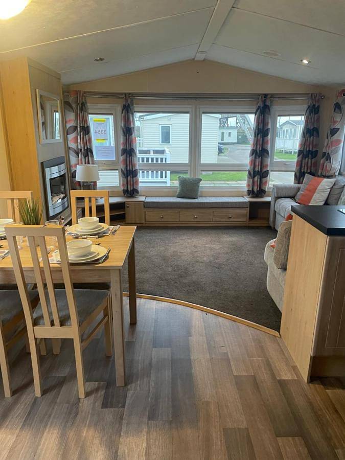 Vakantiepark voor 6 personen, met terras en zwembad in Wales