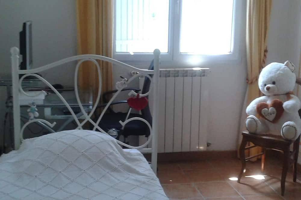 Villa pour 6,piscine privée,2 salles de bain,3 chambres climatisées, Golf à 3 mn in Mougins, Côte méditerranéenne (France)