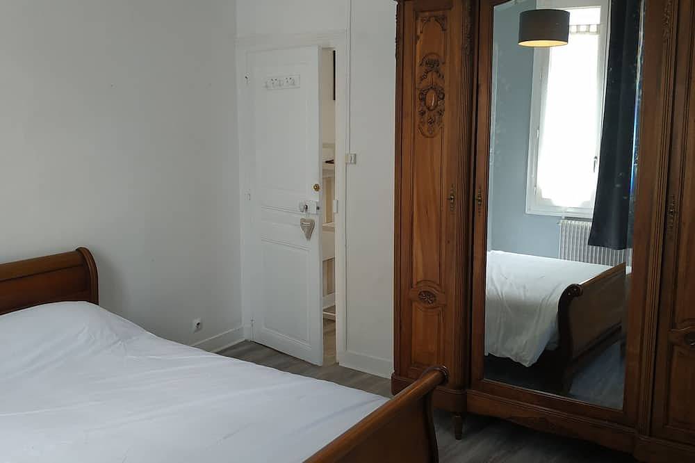 Maison Ancienne Entière Meublée in Chinon, Loire-Tal