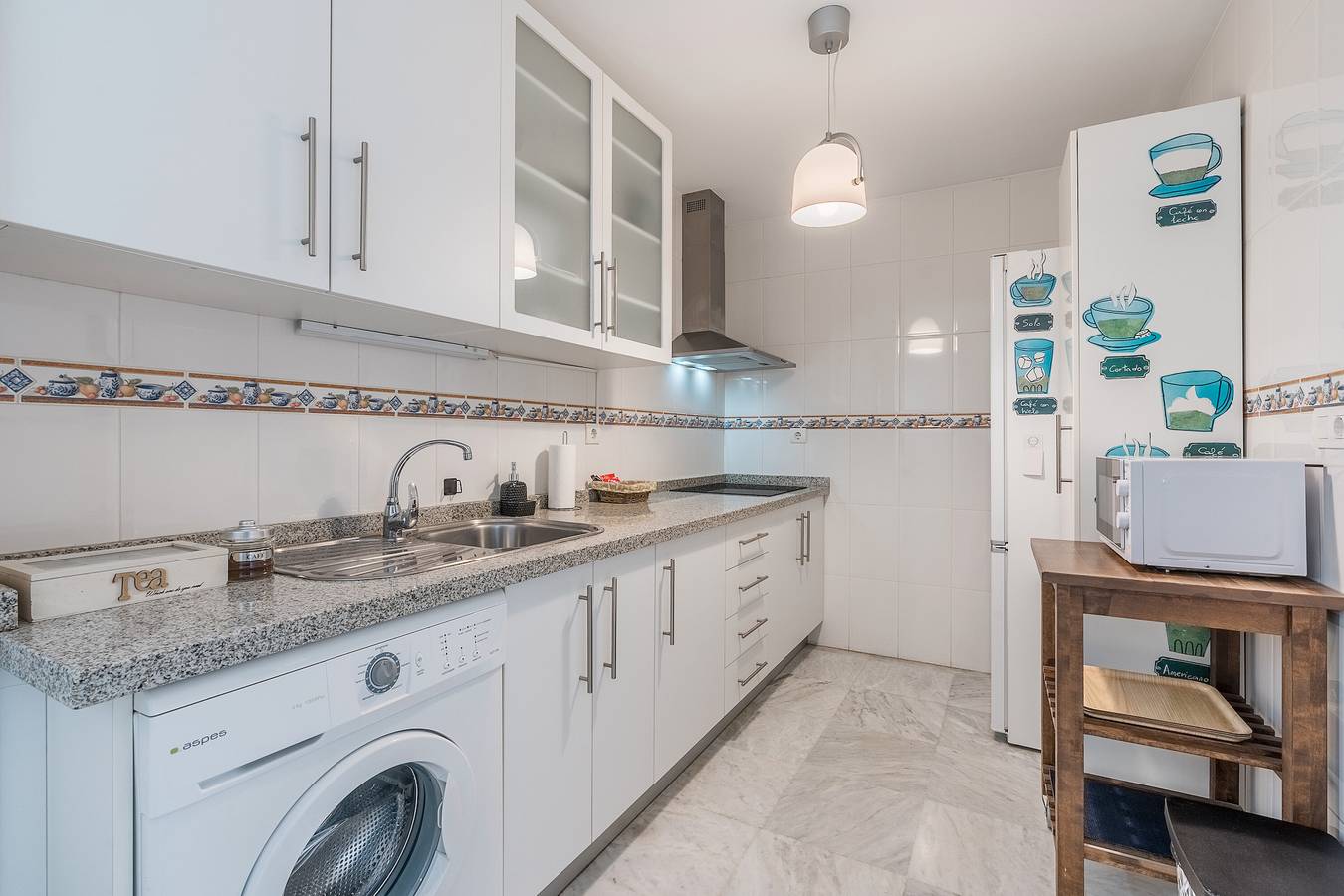 Entire apartment, Apartment 'Lucy' with Balcony in Realejo-San Matías, Granada