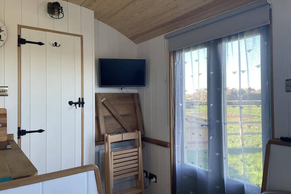 'Get Cosy' at The Hut on a working farm by the South Coast in Hayling Island, Havant