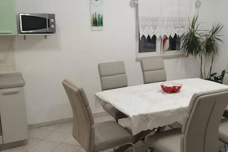 Ganze Wohnung, Apartment Spalato - Three Bedroom Apartment with Terrace in Bibinje, Zadar
