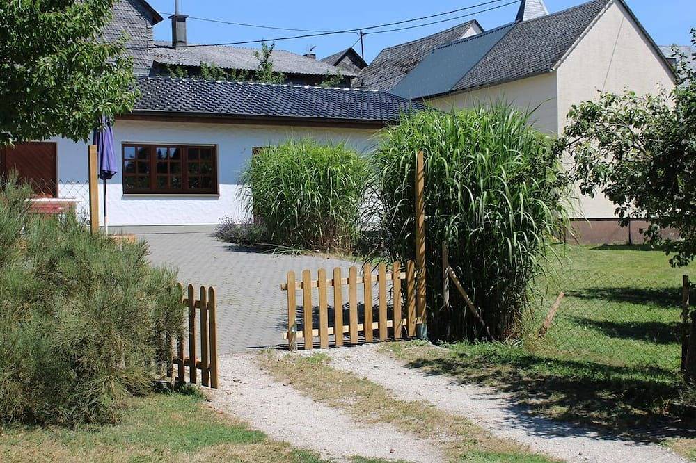 Ferienhaus Leo - Ferienhof Klein in Korweiler, Hunsrück