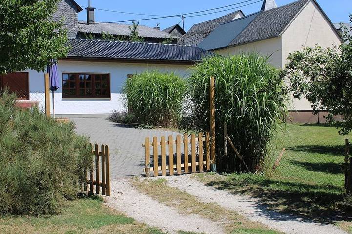 Ferienhaus für 4 Personen, mit Garten
