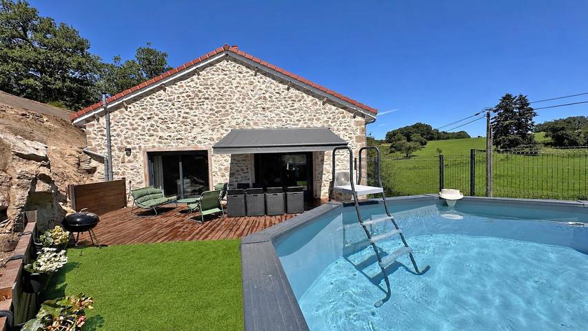 Gîte pour 10 personnes, avec Terrasse et Piscine