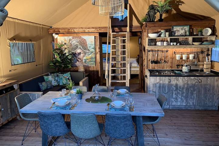 Chalet für 7 Personen, mit Pool und Garten am Gardasee