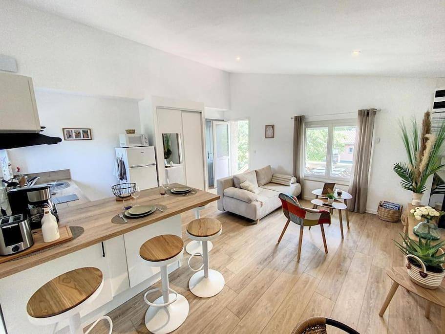Appartement entier, Les pénates du pastel - Jardin & Terrasse in Villefranche-de-Lauragais, Canal du Midi