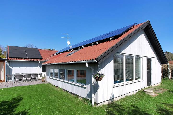 Ferienhaus für 8 Personen, mit Sauna und Terrasse