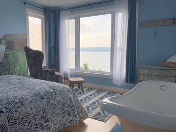 Gîte pour 2 personnes, avec terrasse à Saguenay