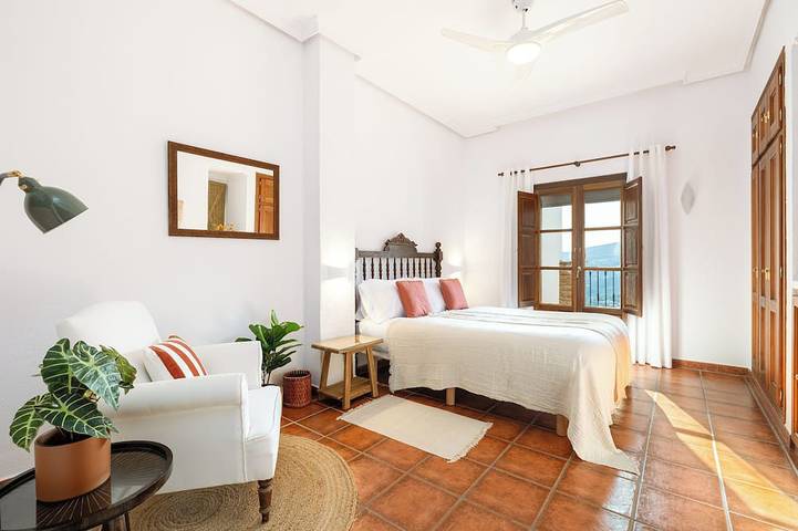 Location de vacances pour 20 personnes, avec Balcon et Terrasse ainsi que Jardin et Sauna à Casarabonela - 3