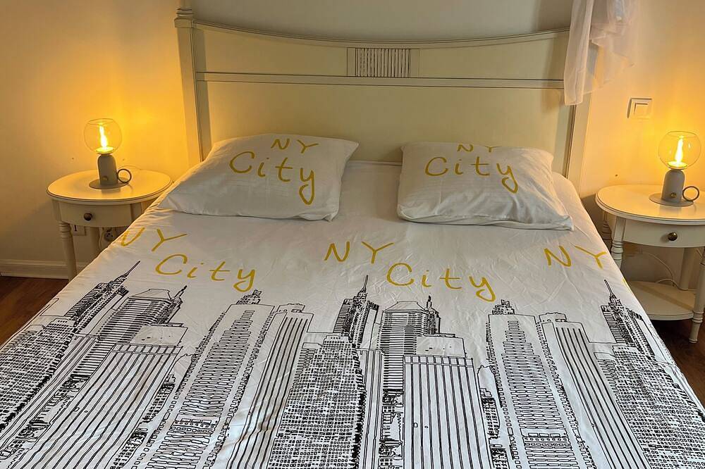 Charming, quiet duplex cottage with terrace/garden in Ardon, Sologne