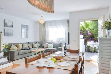 Holiday Home for 4 People in Playa Grande (Canary Islands), Tías, Photo 1