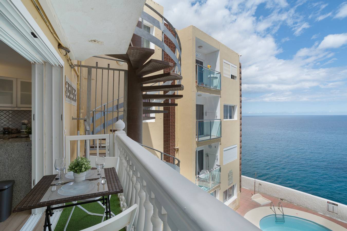 Ganze Wohnung, Urlaub 'Flipper 302' mit Meerblick, Gemeinschaftspool und Wi-Fi in San Agustin, San Bartolomé de Tirajana