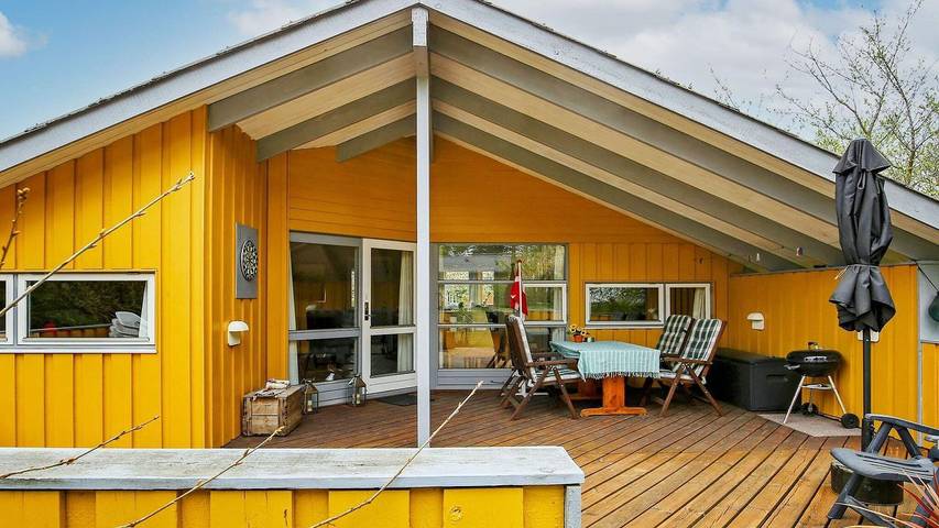 Ferienhaus für 6 Personen, mit Balkon/Terrasse und Terrasse auf Seeland