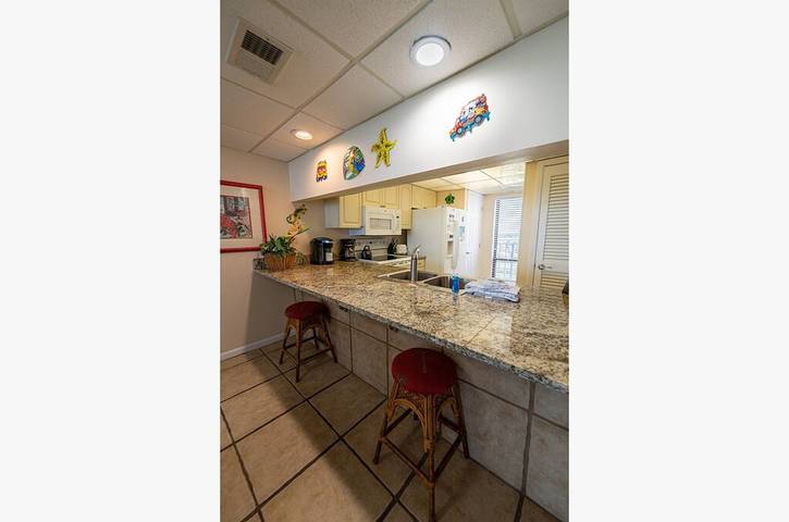 Vacation rental for 4 people, with hot tub and balcony as well as sauna and pool in Florida-30A