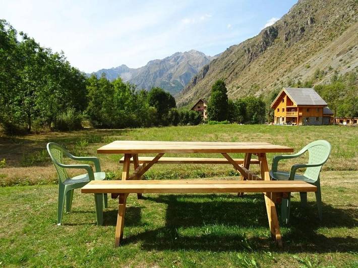 Gîte pour 8 personnes, avec jardin et piscine à La Chapelle-en-Valgaudémar - 2