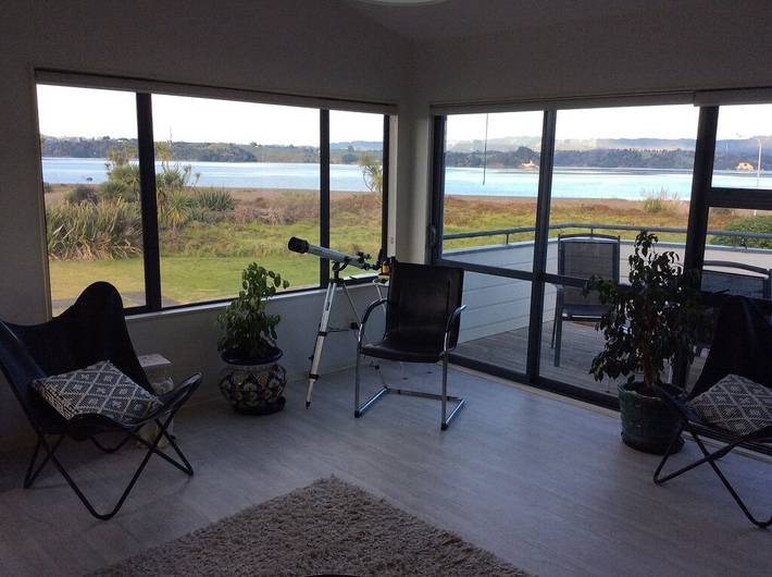 Holiday home for 12 people, with garden and balcony in Ōhope