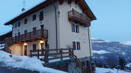 Gîte pour 5 personnes, avec vue et jardin dans Torgnon