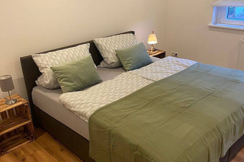 Ganze Wohnung, Neu Fewo Burgunderwiese die moderne Ferienwohnung direkt am Rotweinwanderweg in Neuenahr, Bad Neuenahr