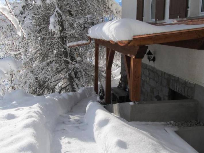 Ferienwohnung für 2 Personen, mit Garten und Ausblick in Samedan - 3