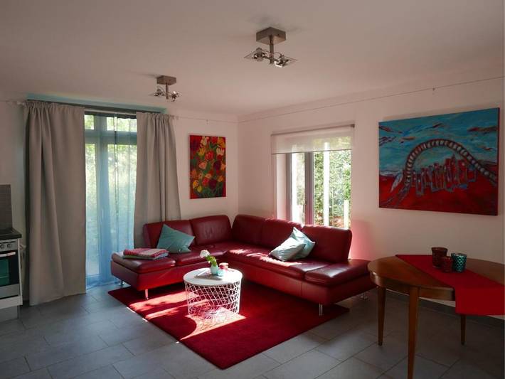 Ferienwohnung für 2 Personen, mit Terrasse und Garten sowie Ausblick
