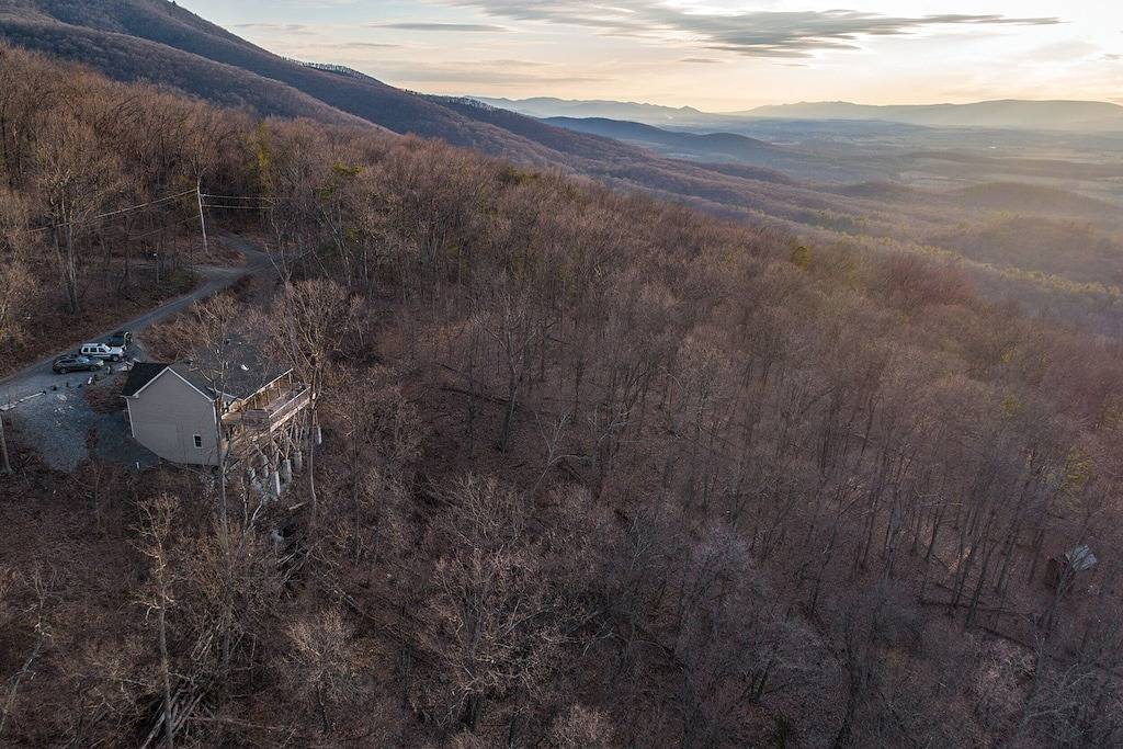 Atemberaubende Aussichten und moderne Annehmlichkeiten am Berghang! in Page County