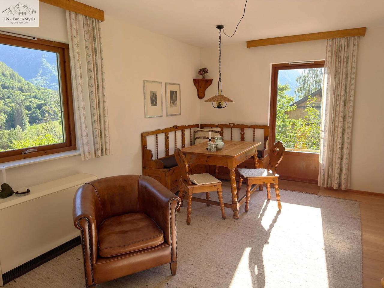Holiday home Kleinod: Detached retreat with beautiful mountain views in Bad Aussee in Grundlsee, Dead Mountains