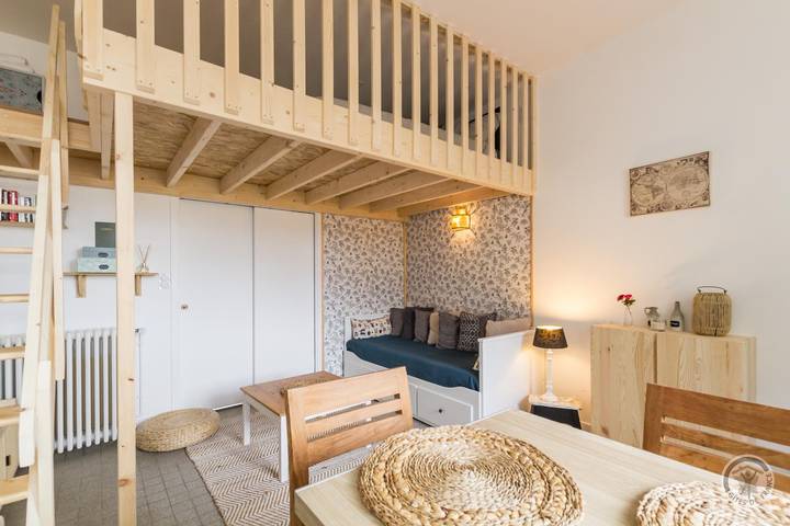 Gîte pour 2 personnes, avec jardin à Isigny-le-Buat - 2