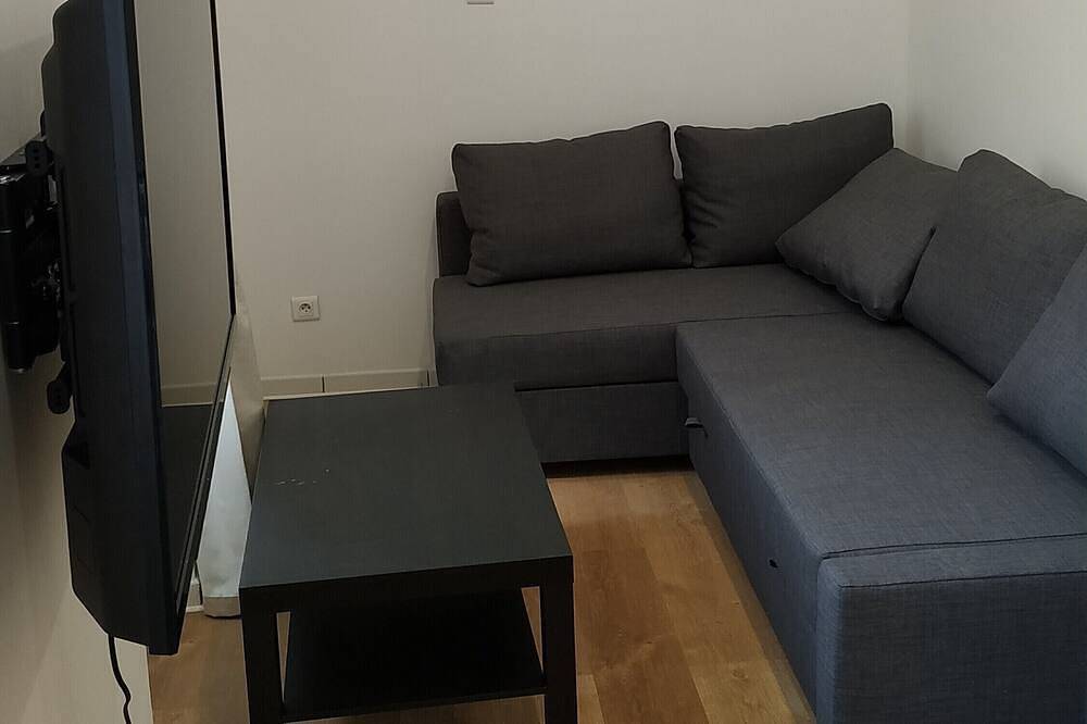 Ganze Wohnung, T1 Bis new air-conditioned fully equipped (n. 1) in Toulon, Mittelmeerküste (Frankreich)