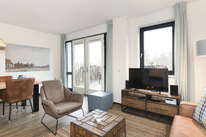 Bungalow für 2 Personen, mit Terrasse und Balkon/Terrasse sowie Sauna in Friesland - 4