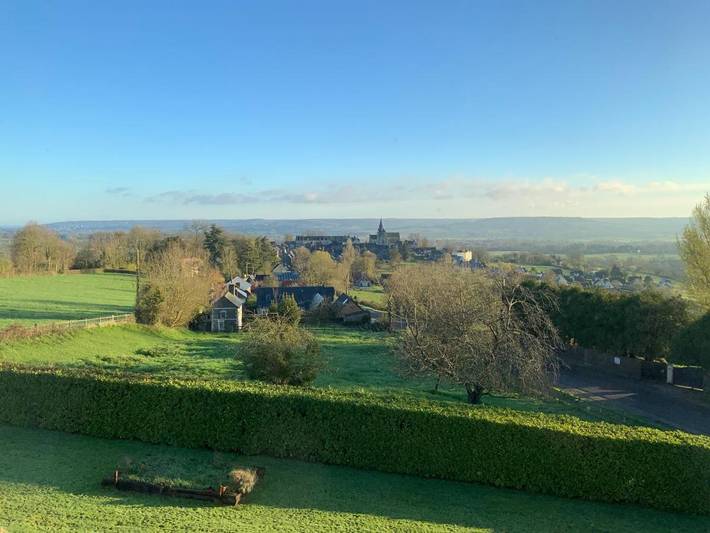 Location de vacances pour 6 personnes, avec vue et jardin à Beaumont-en-Auge - 3